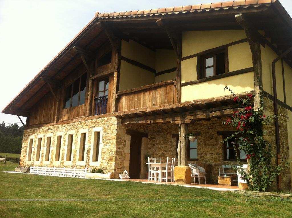 Apikale Konuk evi Ea Dış mekan fotoğraf
